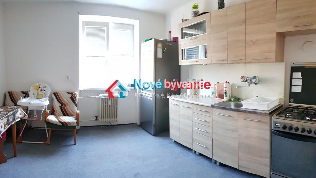 PREDANÉ. Na predaj 2 izbový byt v Humennom (N069-112-JOHA3a)