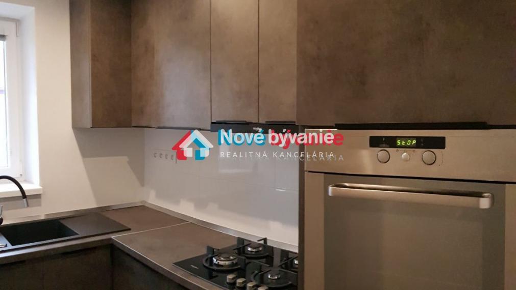 3D LEN U NÁS. NIŽŠIA CENA. ELEGANCIA SO SRDCOM. NA PREDAJ 3 IZBOVÝ BYT V SNINE (N073-112-JOHA3a)