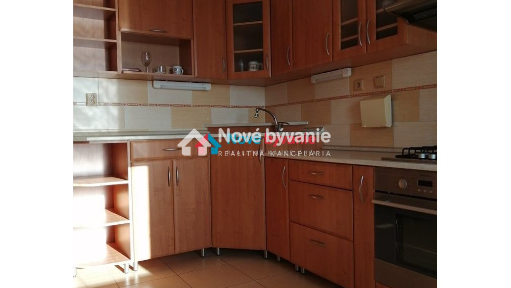 Predaj 3 izbového bytu - Kalná nad Hronom (001-112-ANKA)