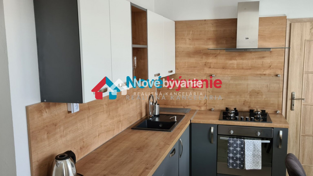 Prenájom 2 izbového bytu Nitra - Čermáň