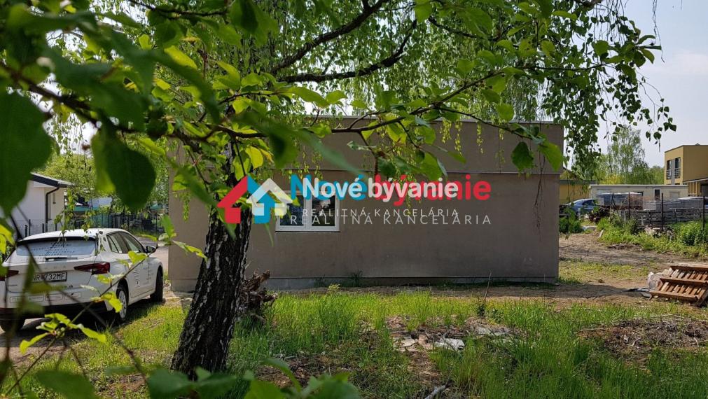 3D OBHLIADKA. NA PREDAJ CELOROČNÁ CHATA NA ZEMPLÍNSKEJ ŠÍRAVE (N092-13-JOHA3a)