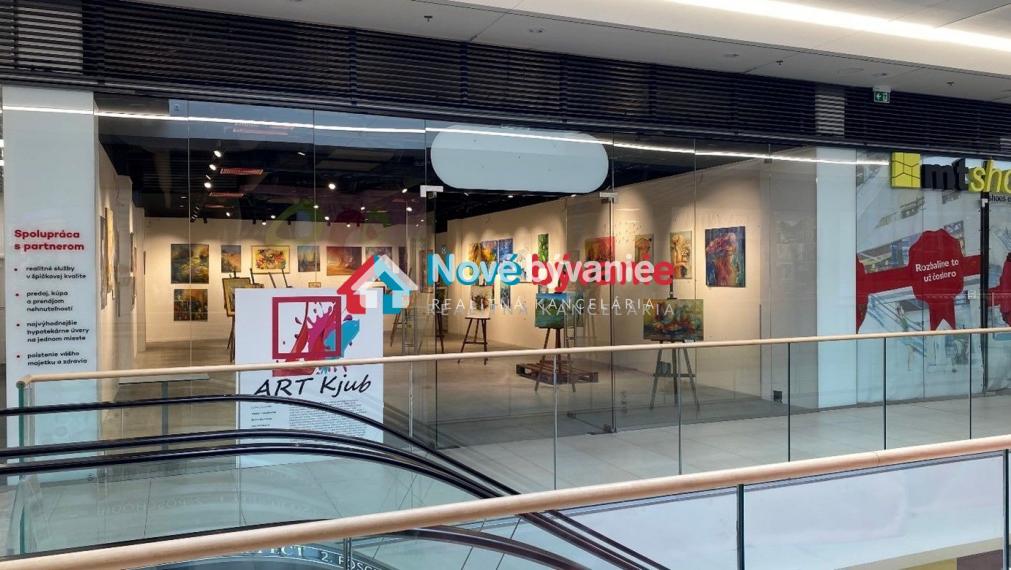 Exkluzívne na prenajom obchodný priestor 137m2 - Banská Bystrica centrum N121-25-ZULI