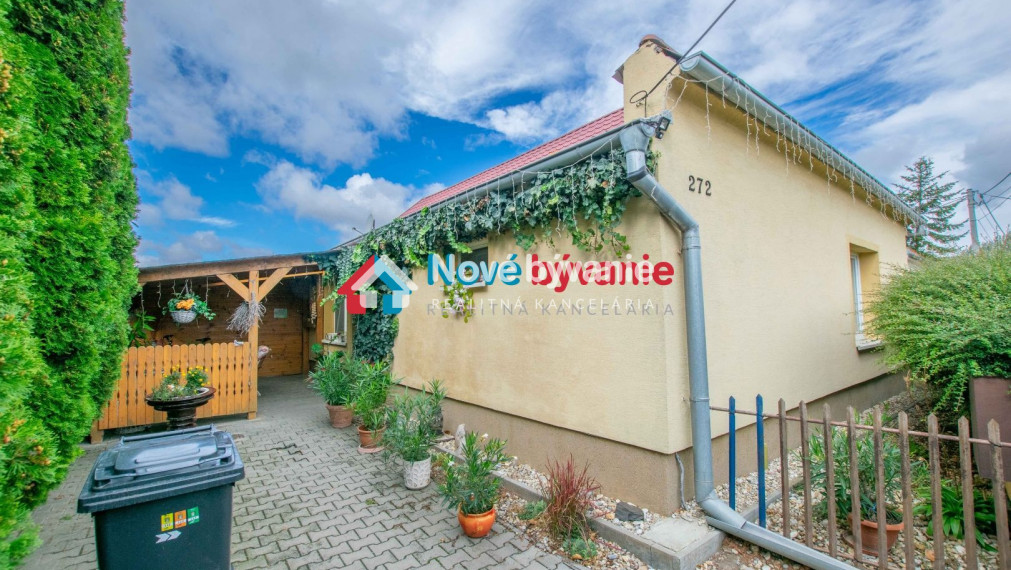 Rodinný dom s veľkým slnečným pozemkom - Vlčany (N004-12-MARO)