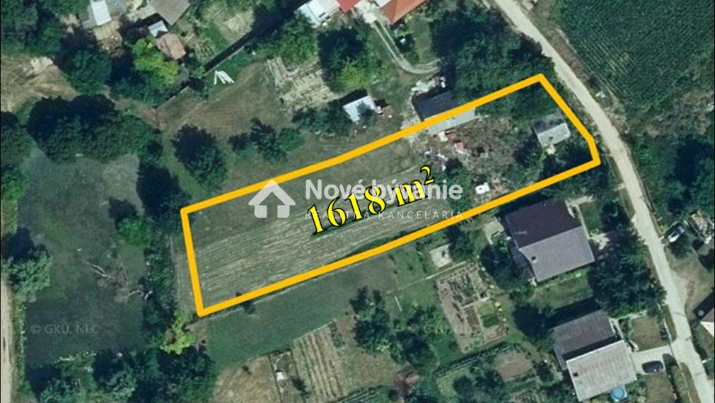 Predaj stavebného pozemku v obci Svätoplukovo - 1618 m2 (N009-14-MARO)