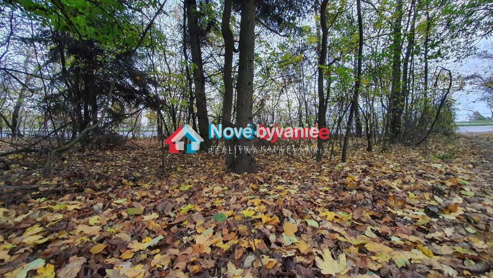 NOVÉ BÝVANIE REALITY ponúka NA PREDAJ POZEMOK č.2 V RO ZEMPLINSKÁ ŠÍRAVA (N019-14-ZDHA)