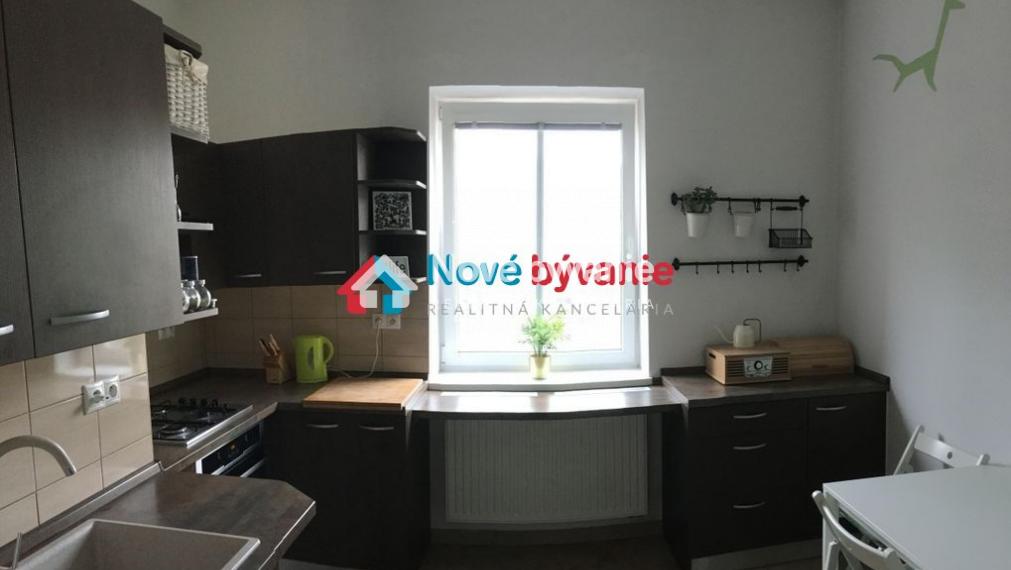 Prenájom 3 izbového bytu v rodinnom dome