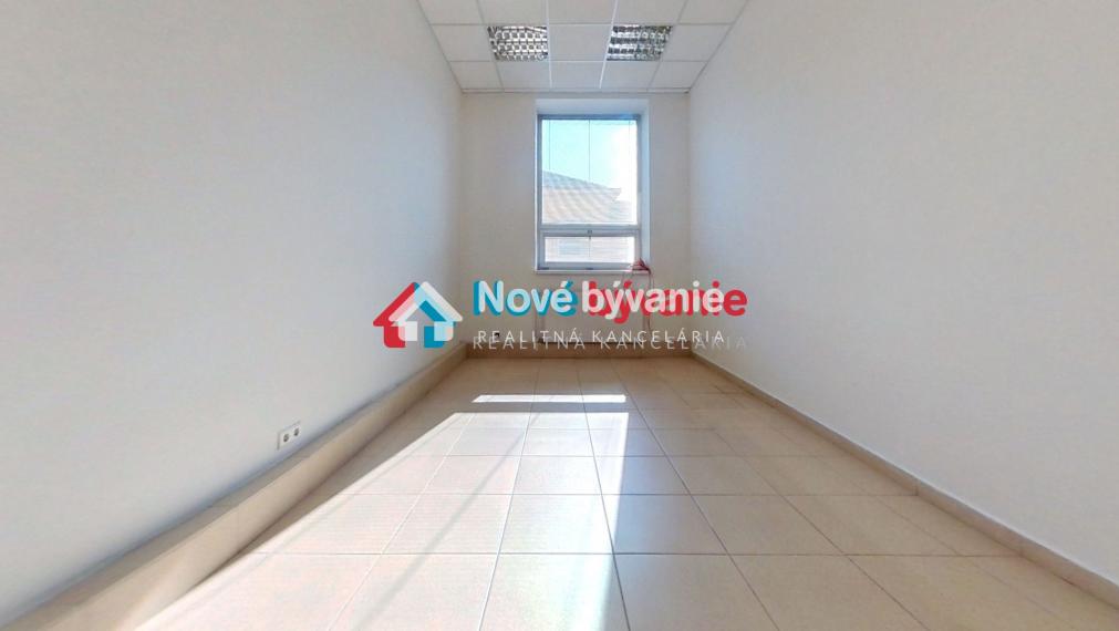 Na prenájom kancelária 16,5m2 - Banská Bystrica/mesto N196-26-ZULI3