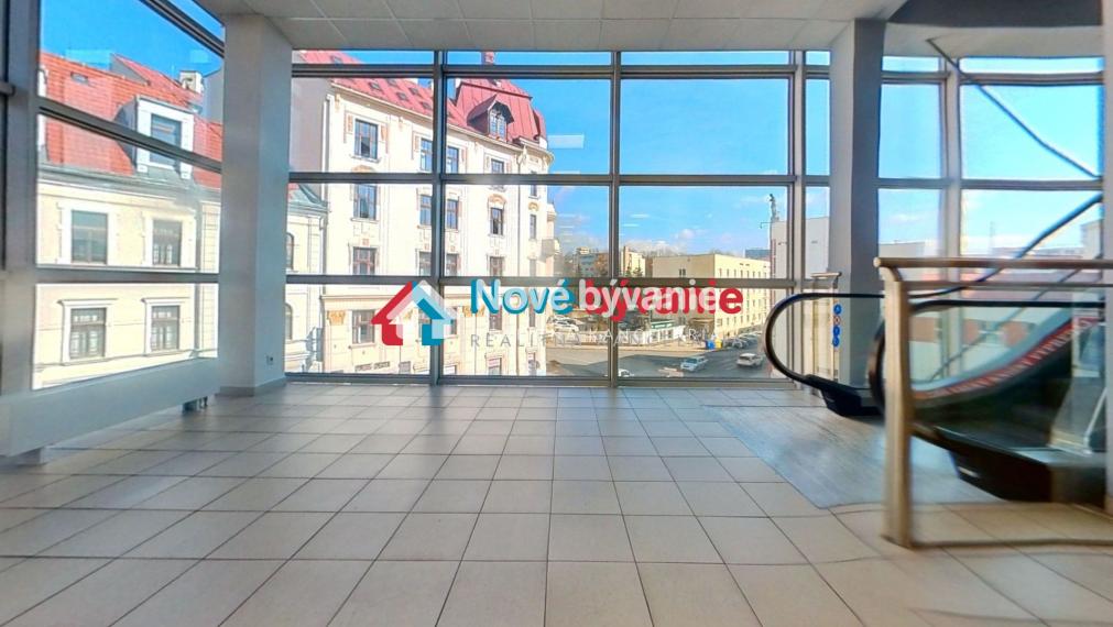 Na prenájom obchodný priestor 20m2 - Banská Bystrica/mesto N197-25-ZULI3