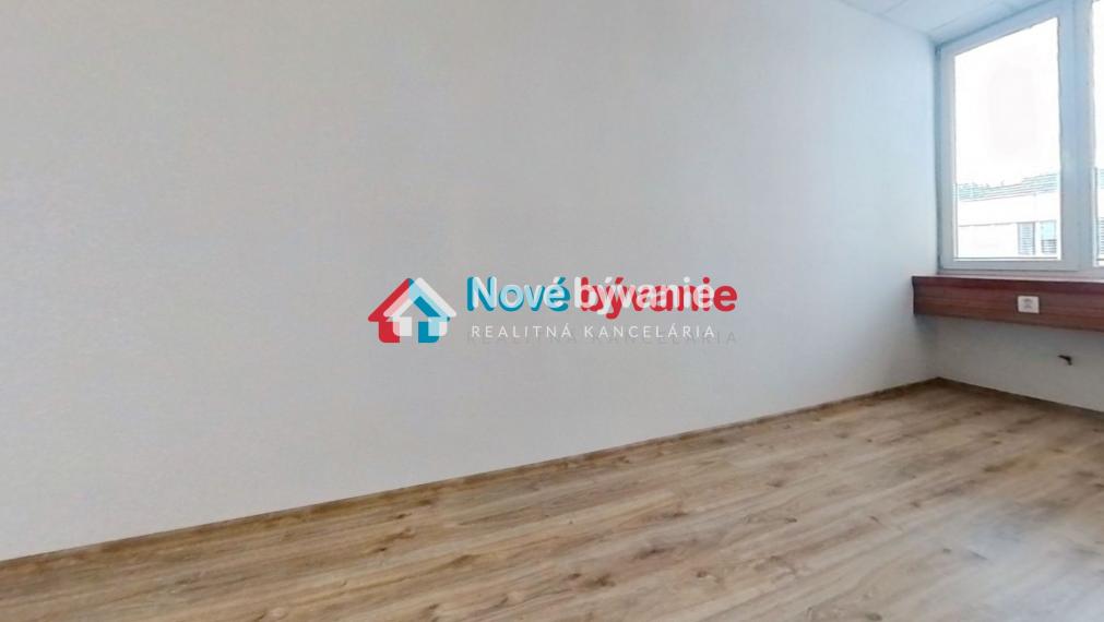 Na prenájom kancelária  Banská Bystrica 15,20 m2 N204-26-ZULI