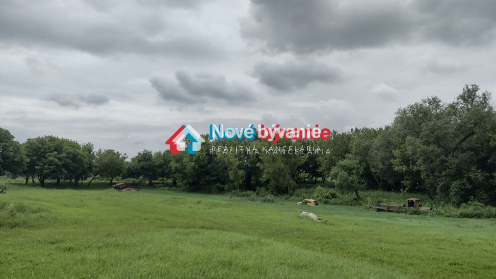 Predaj, stavebný pozemok - Pohronský Ruskov (N029-14-FRAD)