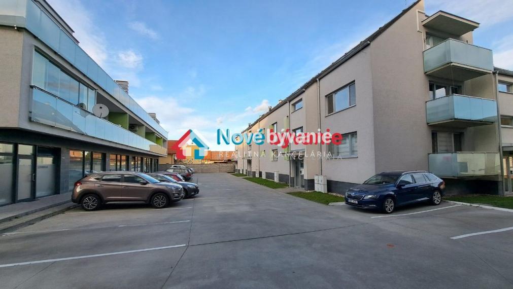 Predaj 3i podkrovného bytu s vlastným parkovaním v Senci