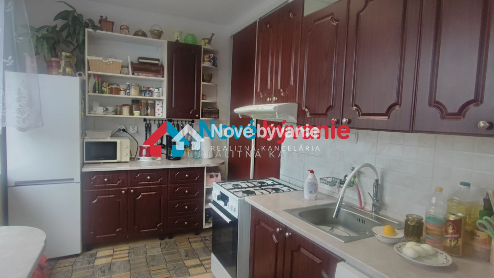 Na predaj 4-izbový byt Michalovce, ul.Okružná