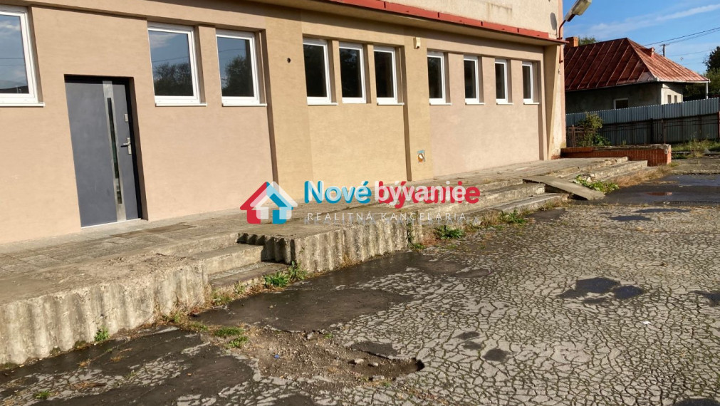 Polyfunkčná budova na predaj Markovce