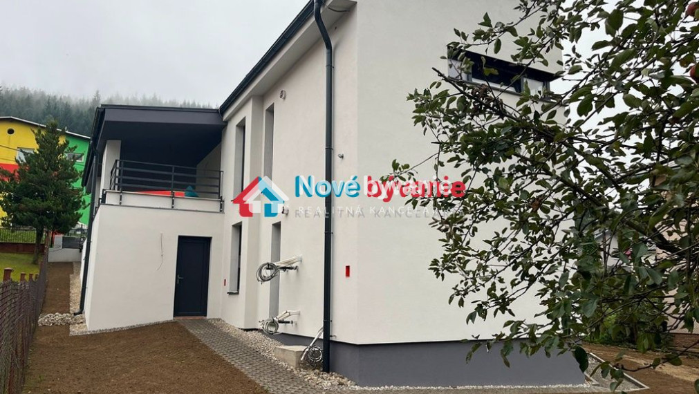 NA PREDAJ MODERNÝ HOLODOM Horný Vadičov, Kysucké Nové Mesto. ( N0107-12-MOPR )