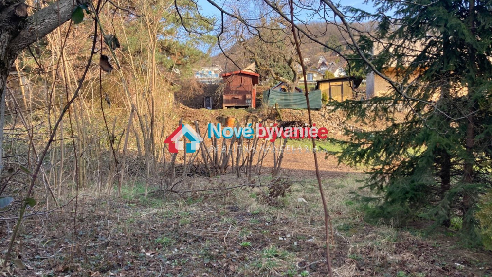 ZNÍŽENÁ CENA!! Predaj pozemku v rekreačnej oblasti- Zemplínska šírava