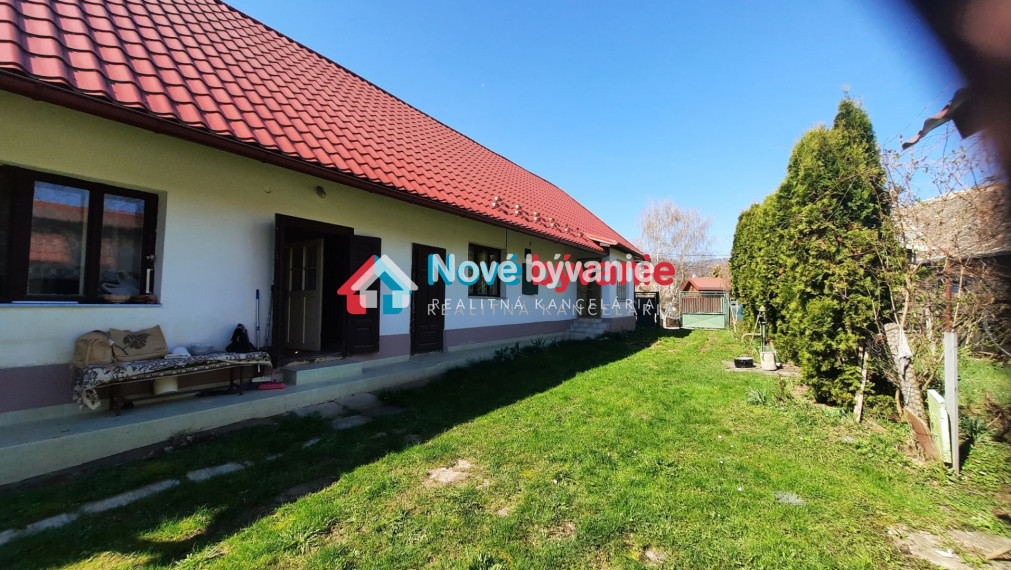 VIDIECKY DOM SO ZÁHRADOU - NA PREDAJ
