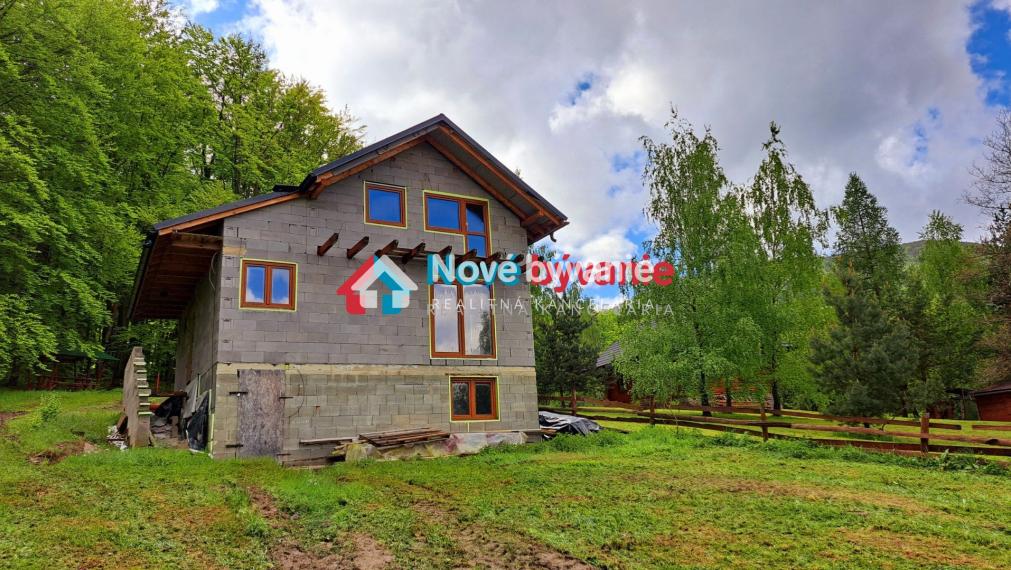 REZERVOVANÉ. Na PREDAJ vidiecky dom, Zemplínske Hámre (N237-12-MIM)