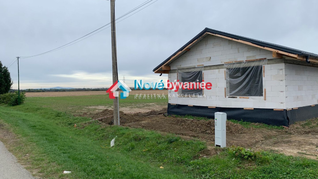 Pozemok na predaj Hatalov