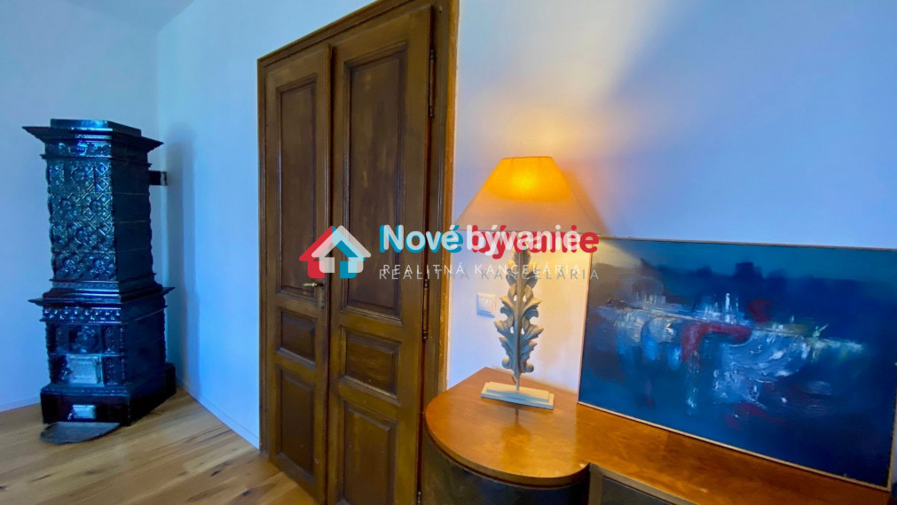 PRENÁJOM - 3 izb. historický byt - krásna funkčná pec /N234-213-OTKA/