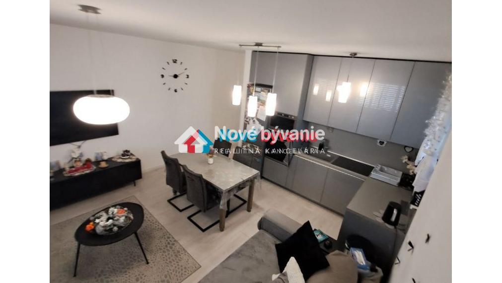 Predaj - 3 izbový byt + terasa-  Bratislava - Nové Mesto /N033-113-EMJUa