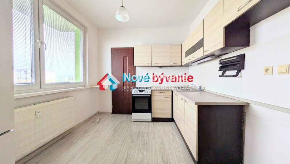 REZERVOVANÉ - Predaj, veľký 3 izbový byt  - Levice (N016-113-MAHA)