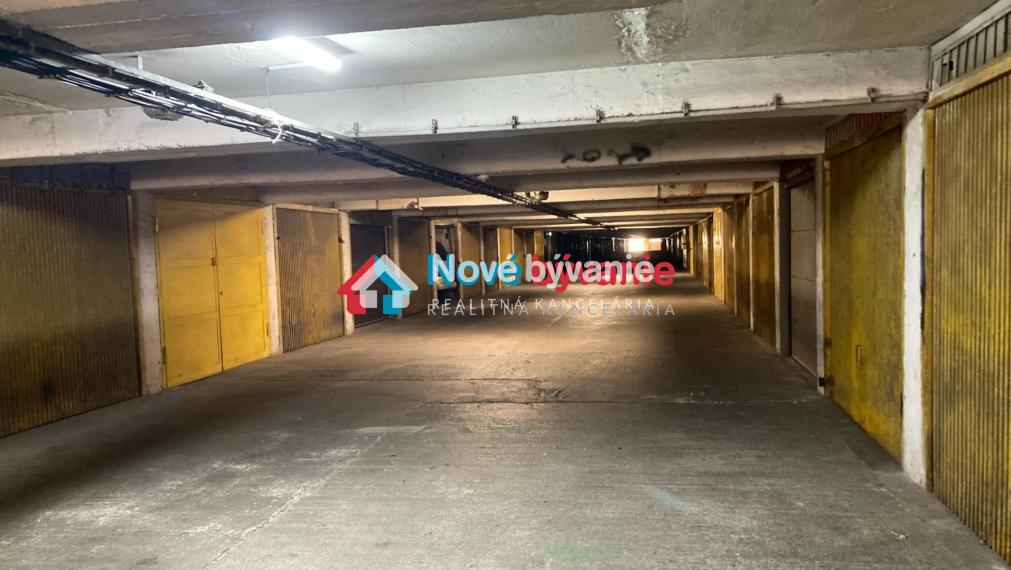 PREDAJ - GARÁŽ - 15 m2 - Bratislava Nové Mesto - Pionierska ulica (N002-19-KRHOa)