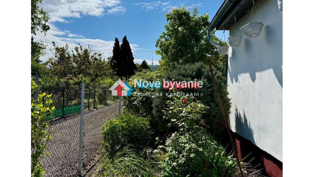 Úžitková záhrada, murovaná chatka - Bratislava Rača (N267-24-OTKAE)