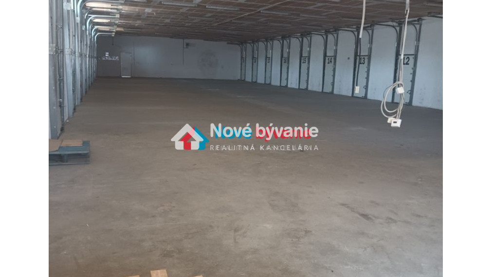 Hala ,Priemyselný areál Poprad Veľká