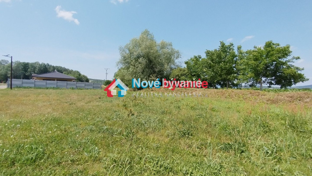 Predaj, pozemok - Veľké Kozmálovce (N041-14-MAHA)