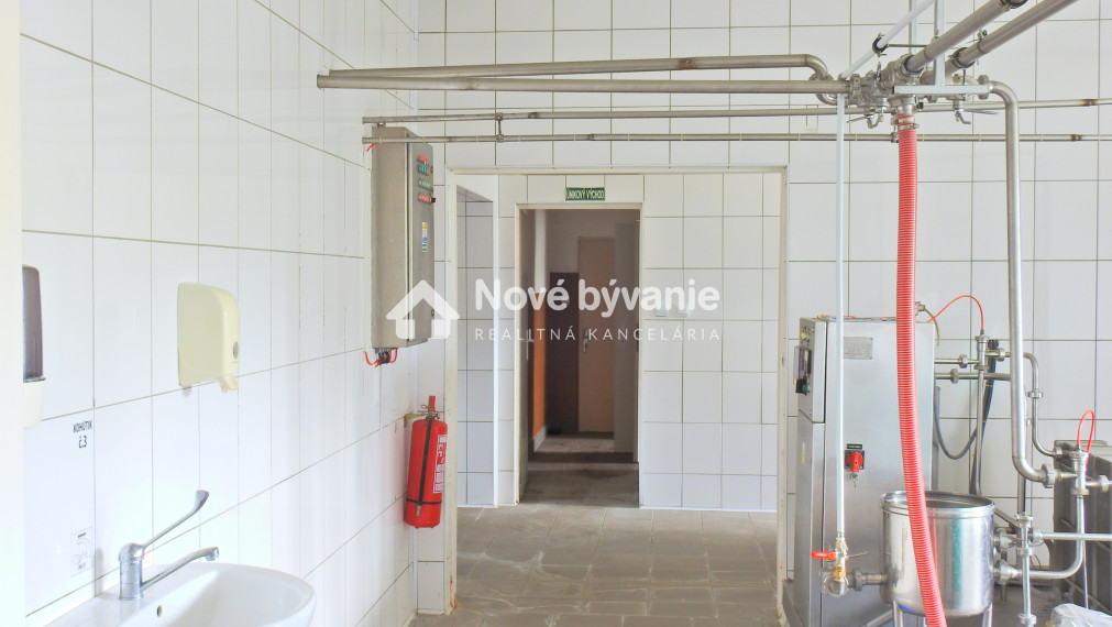 Veľká priemyselná budova na predaj okres Stará Lubovňa