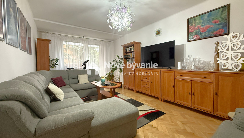 REZERVOVANÉ,4iz.byt s balkónom,ul.Kpt.Nálepku-Levice