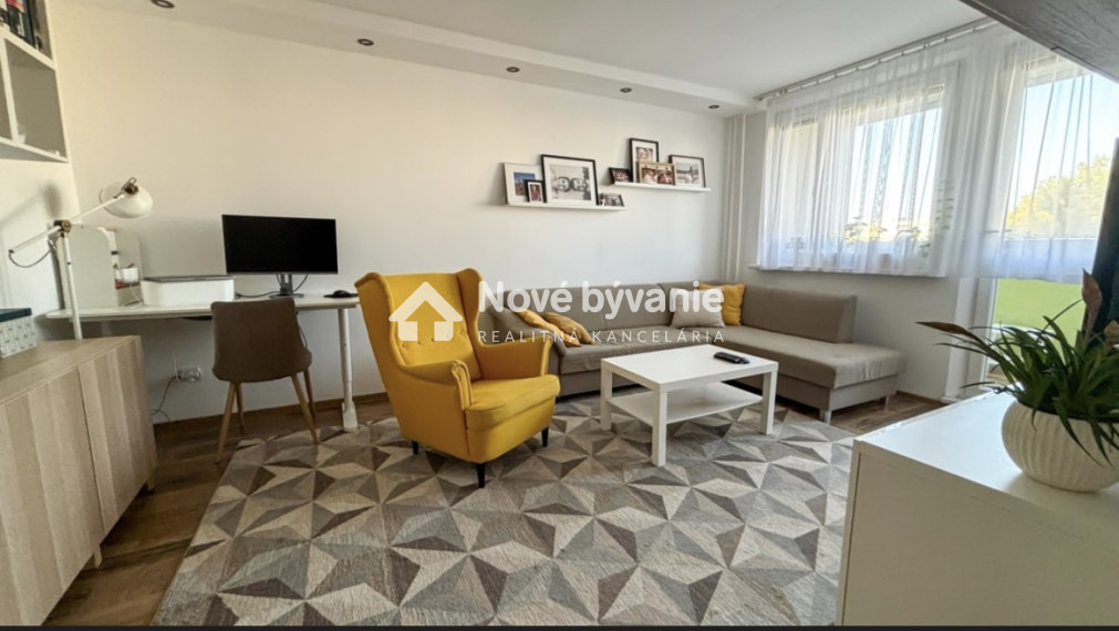 3 - izbový byt po kompletnej rekonštrukcii v tichej lokalite  - Bratislava - Dúbravka