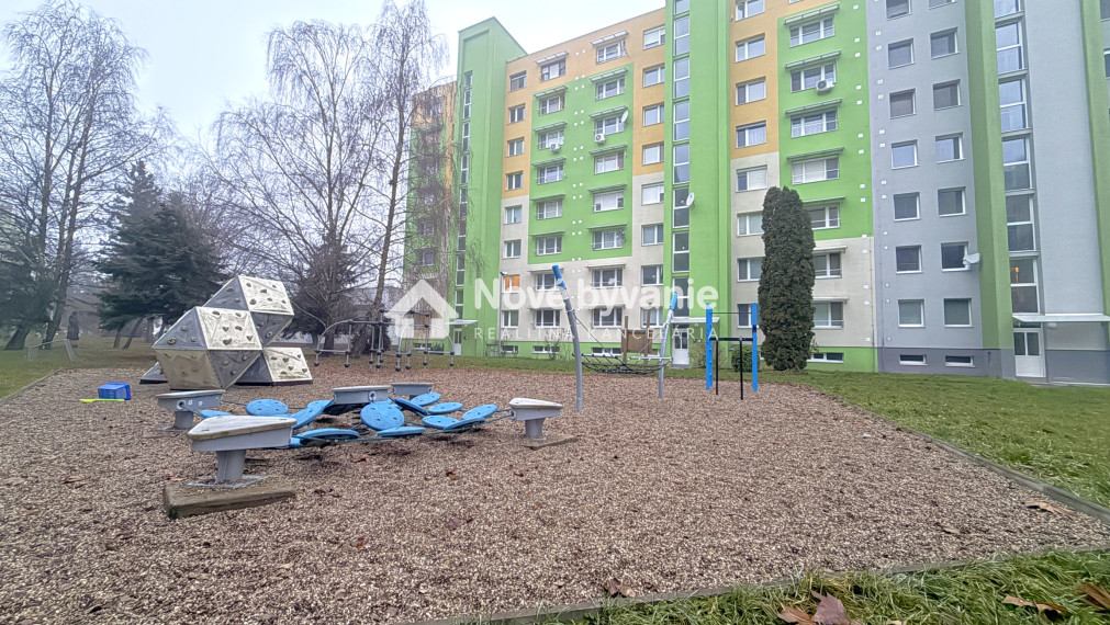 REZERVOVANÝ, 1-izbový byt v centre - Levice(N207-111-FRADE)