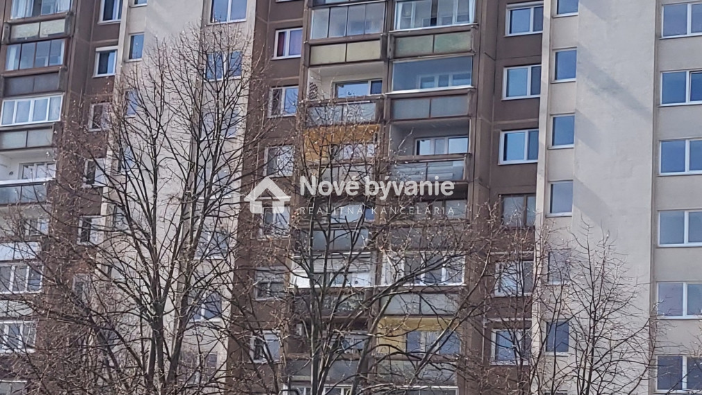 Predaj - 4 izbový byt Bratislava IV.