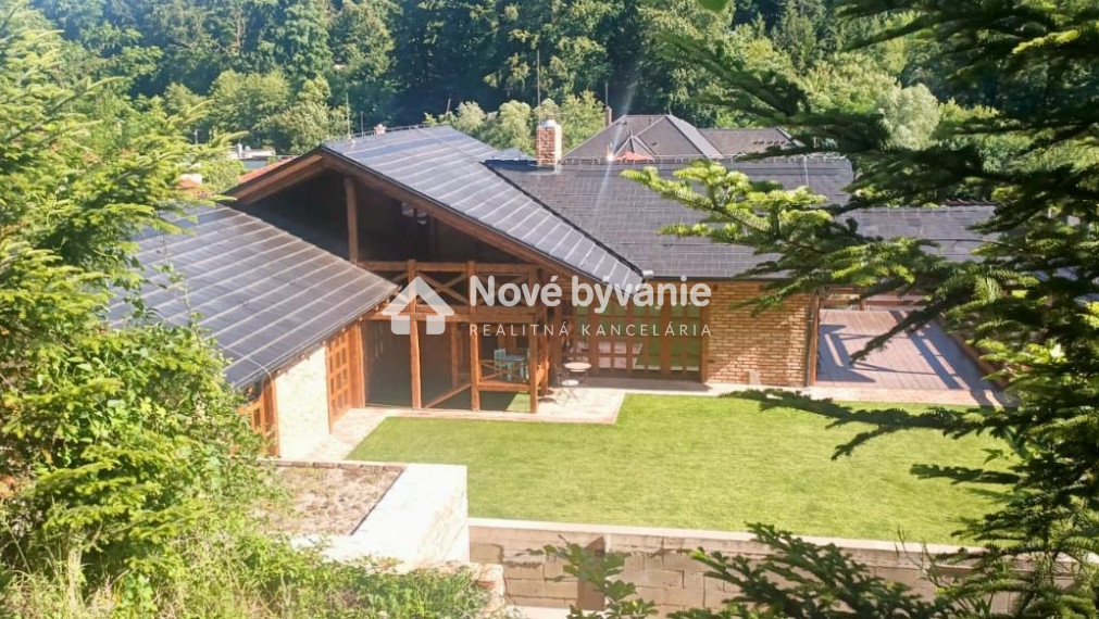 EXKLUZÍVNY RODINNÝ DOM - Marianka - (N022-12-ADBOa)