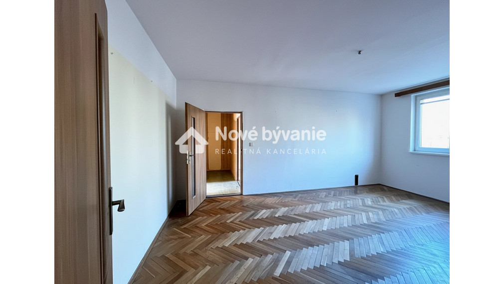 PREDAJ slnečný 3 izb.byt+loggia+balkón Bratislava-Ružinov (N030-113-ANHO)