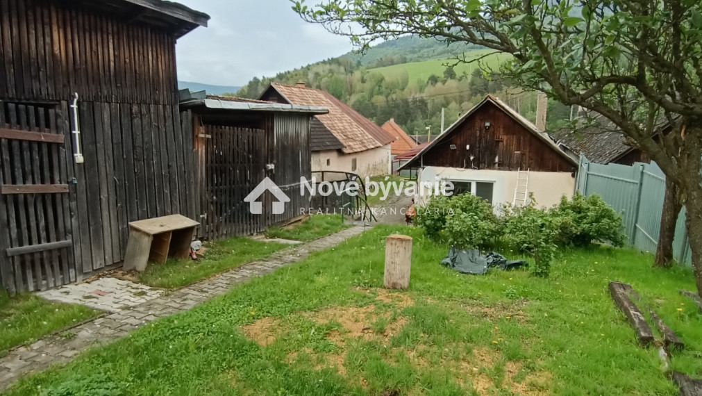 Na prenájom rodinný dom v Mníšku nad Hnilcom