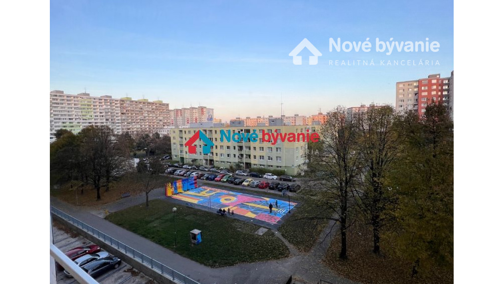 Nové Bývanie - predaj 3-izb byt ,Bratislava(Petržalka) - Rovniankova, 198 000 Eur.