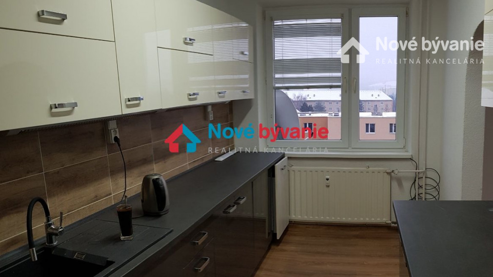 VÝHODNÁ CENA. NA PREDAJ 3 IZBOVÝ BYT V SNINE (N076-113-JOHA)