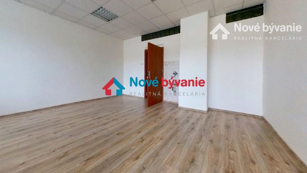 Na prenájom kancelária Banská Bystrica 27,20 m2 N085-26-ZULI3