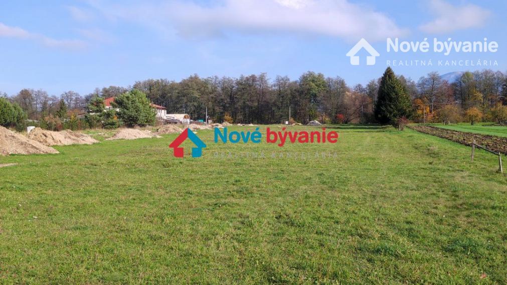 N002-14-INHUa Krásny stavebný pozemok s IS sieťami na predaj v obci Jazernica.