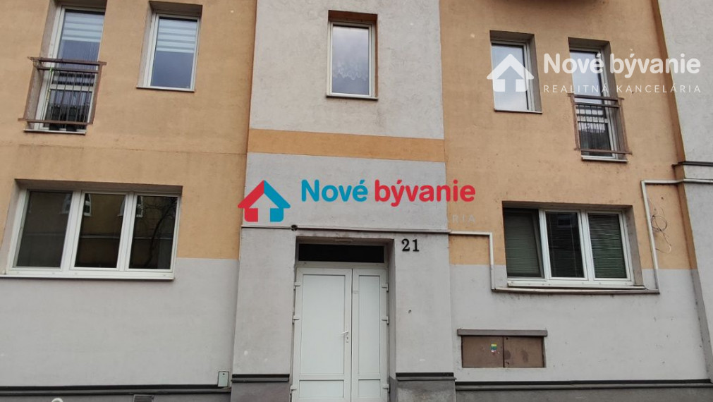 N008-112-INHU Ponúkame Vám na predaj 2 izbový byt ktorý si môžete zariadiť podľa vašich predstáv.