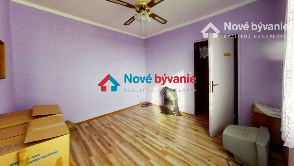 ZNÍŽENÁ CENA,Predaj, 4.izbový byt vo Vranove nad Topľou