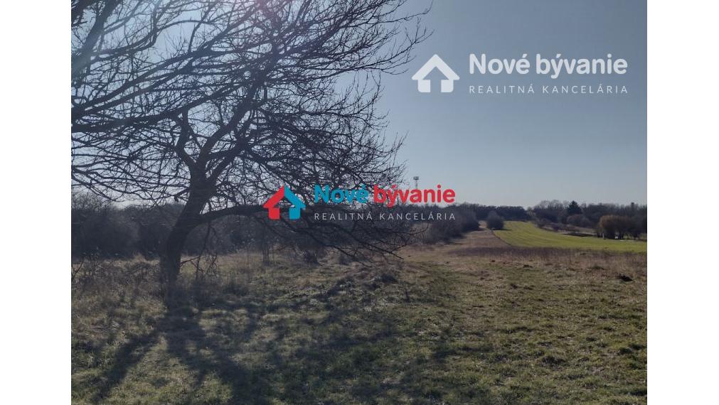 REZERVOVANÉ/Predaj, pozemok - Štúrovo (N034-14-FRAD)