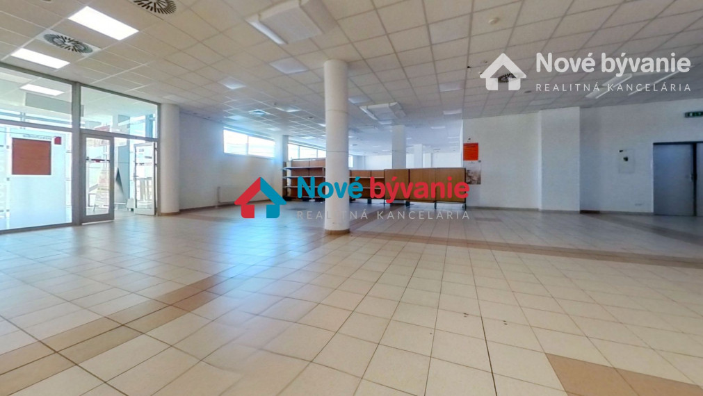 Na prenájom obchodný priestor 380m2 - Banská Bystrica/mesto N195-25-ZULI3