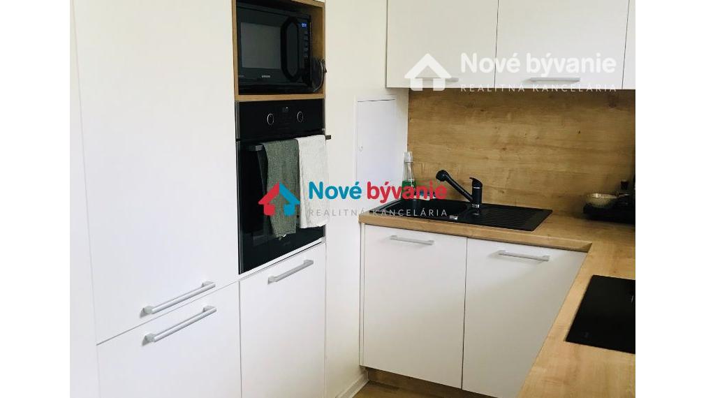 2 izb. byt s veľkou loggiou v širšom centre BA (N073-112-OTKA)