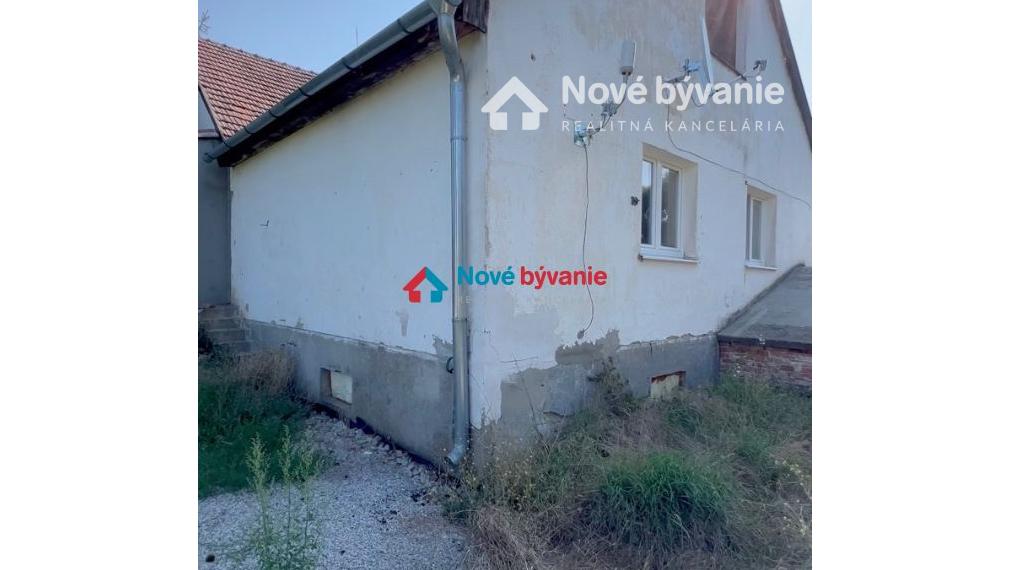 Videoobhliadka Rodinný Dom v Radimove – Váš Nový Domov s pohodlím.