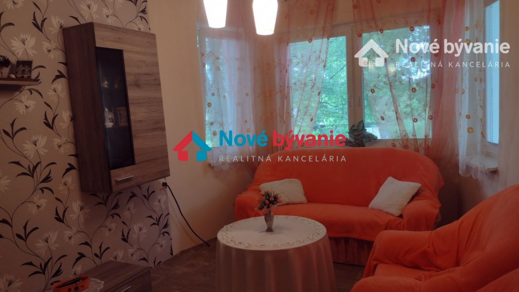 REZERVOVANÉ/Predaj rodinný dom-Čata(N071-12-FRAD3)