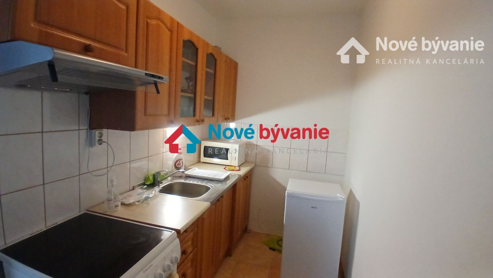 Na predaj 1,5 izbový byt, Snina (N008-111-MABA)