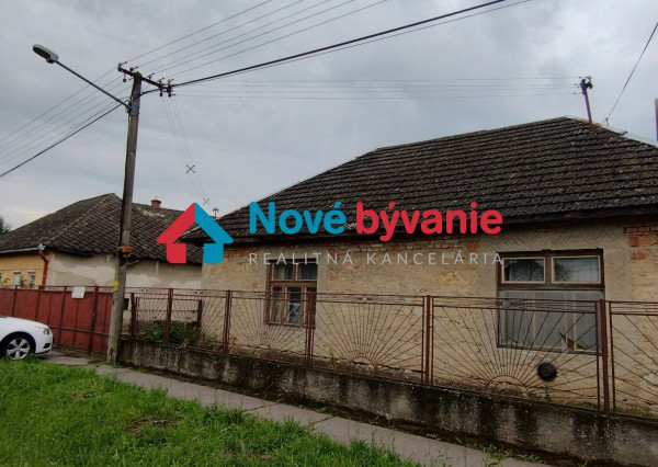 REZERVOVANÉ/Predaj, rodinný dom, veľký pozemok s investičným potenciálom-Kamenný Most(N129-12-FRAD)